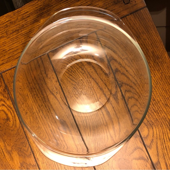 Vintage 2 qt. Pyrex with silverplated wire metal basket - Picture 4 of 7